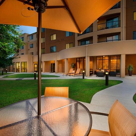 Courtyard By Marriott San Antonio Seaworld/Lackland Εξωτερικό φωτογραφία