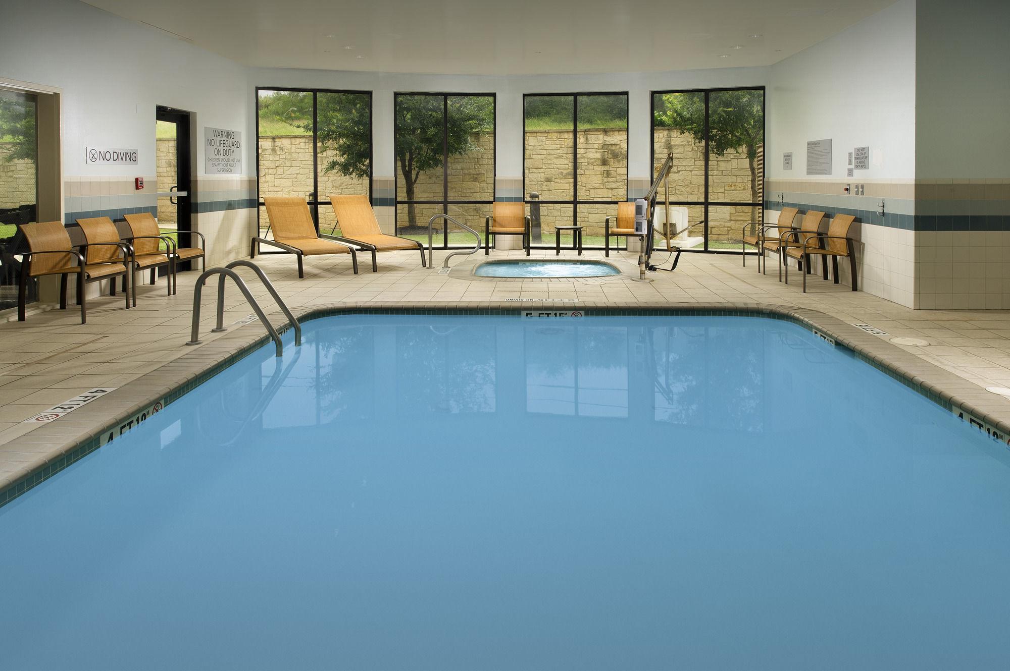 Courtyard By Marriott San Antonio Seaworld/Lackland Εξωτερικό φωτογραφία