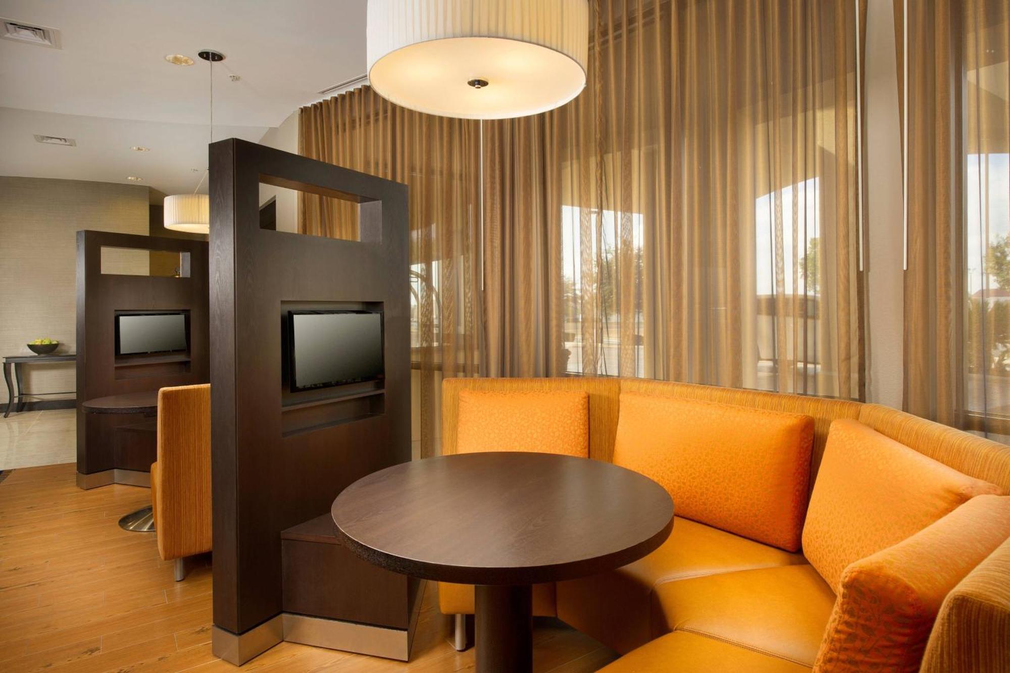 Courtyard By Marriott San Antonio Seaworld/Lackland Εξωτερικό φωτογραφία