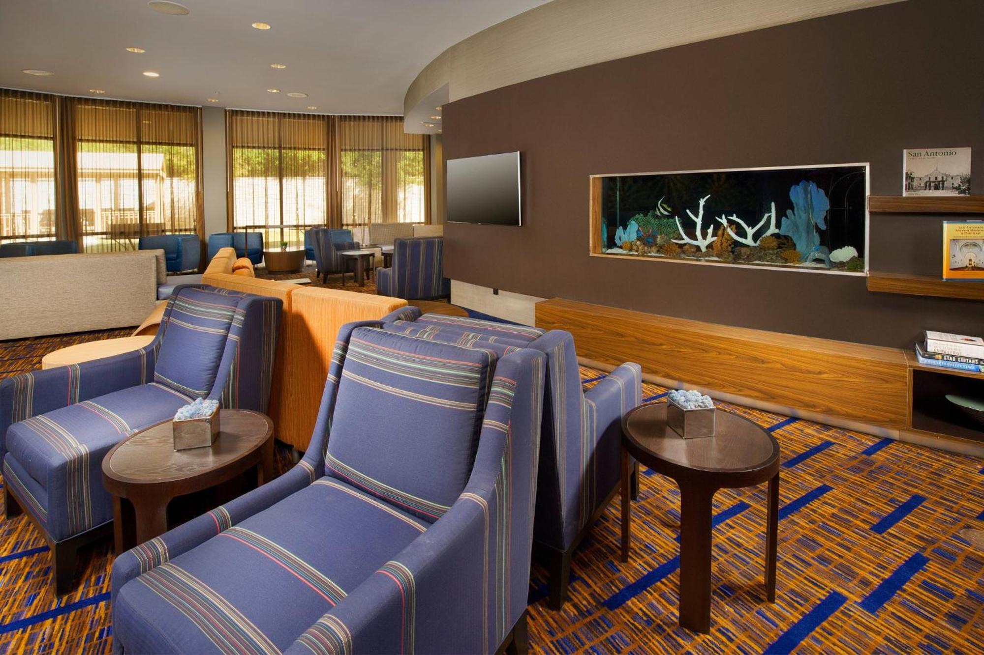 Courtyard By Marriott San Antonio Seaworld/Lackland Εξωτερικό φωτογραφία
